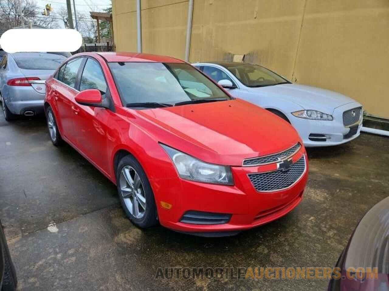 1G1PE5SBXE7339190 CHEVROLET CRUZE 2014