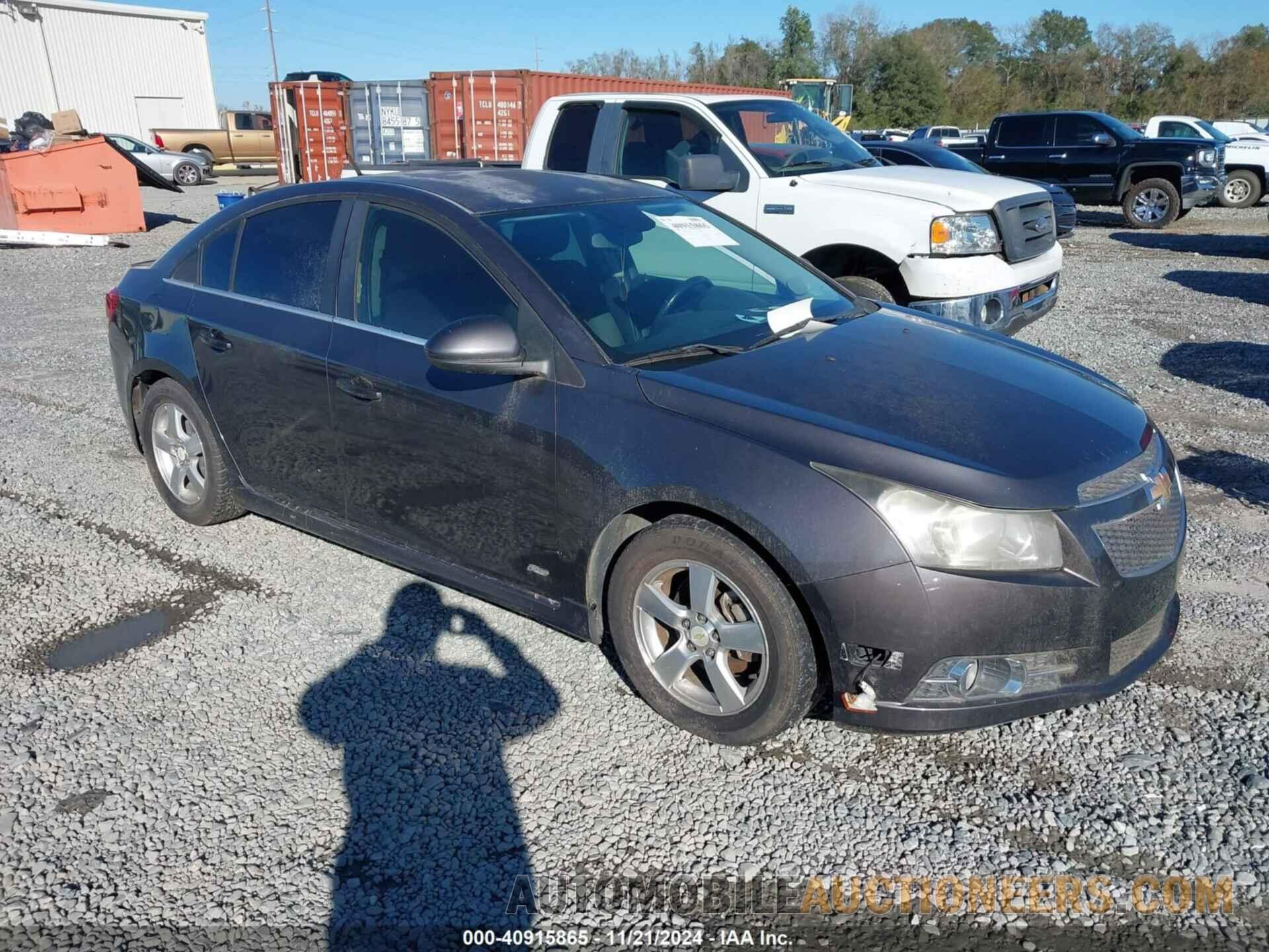 1G1PF5S92B7215565 CHEVROLET CRUZE 2011