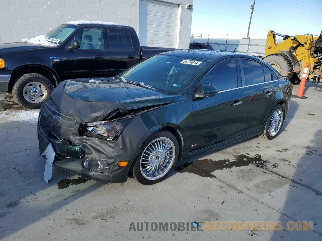 1G1PG5SB4E7298565 CHEVROLET CRUZE 2014