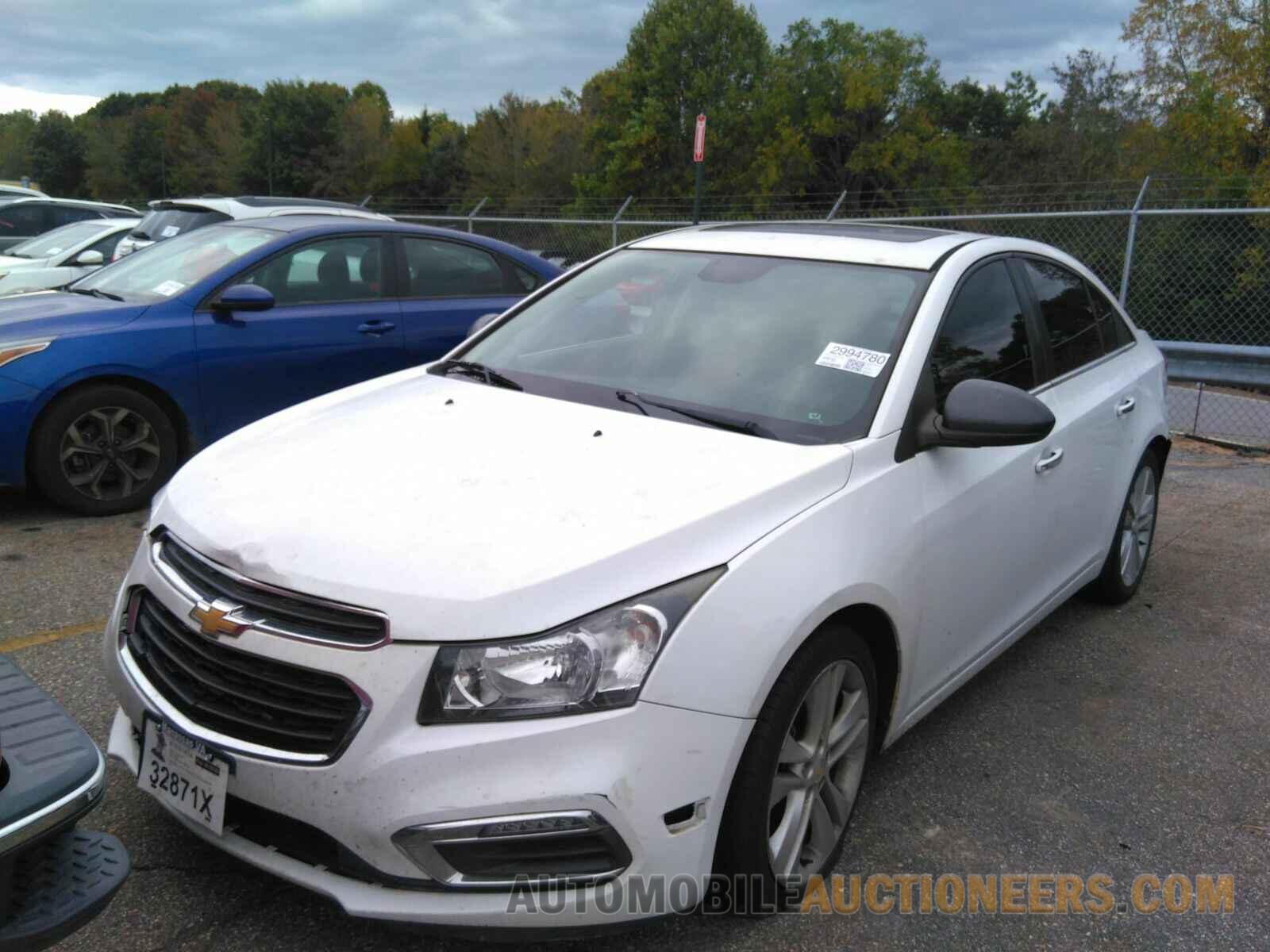 1G1PG5SB8F7262136 Chevrolet Cruze 2015