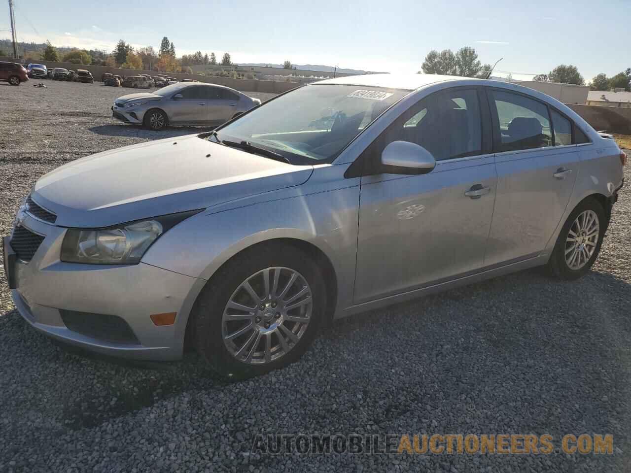 1G1PJ5SB7E7256506 CHEVROLET CRUZE 2014