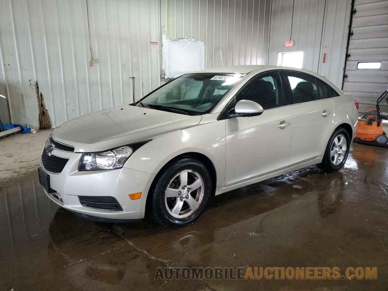 1G1PK5SB2E7163731 CHEVROLET CRUZE 2014