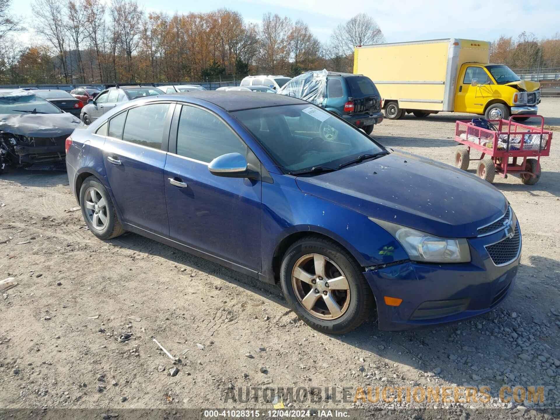 1G1PK5SB8D7106738 CHEVROLET CRUZE 2013