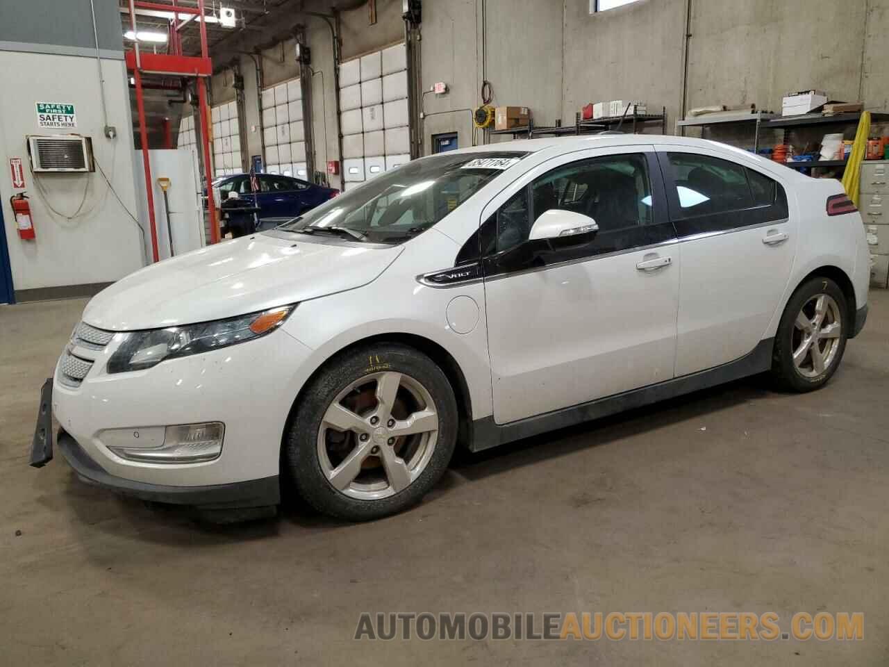 1G1RB6E44FU107269 CHEVROLET VOLT 2015