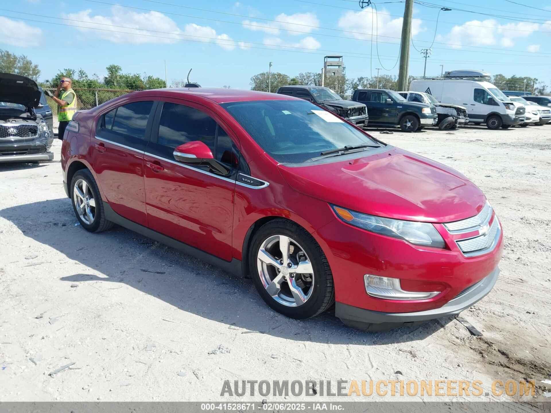 1G1RB6E45FU112495 CHEVROLET VOLT 2015