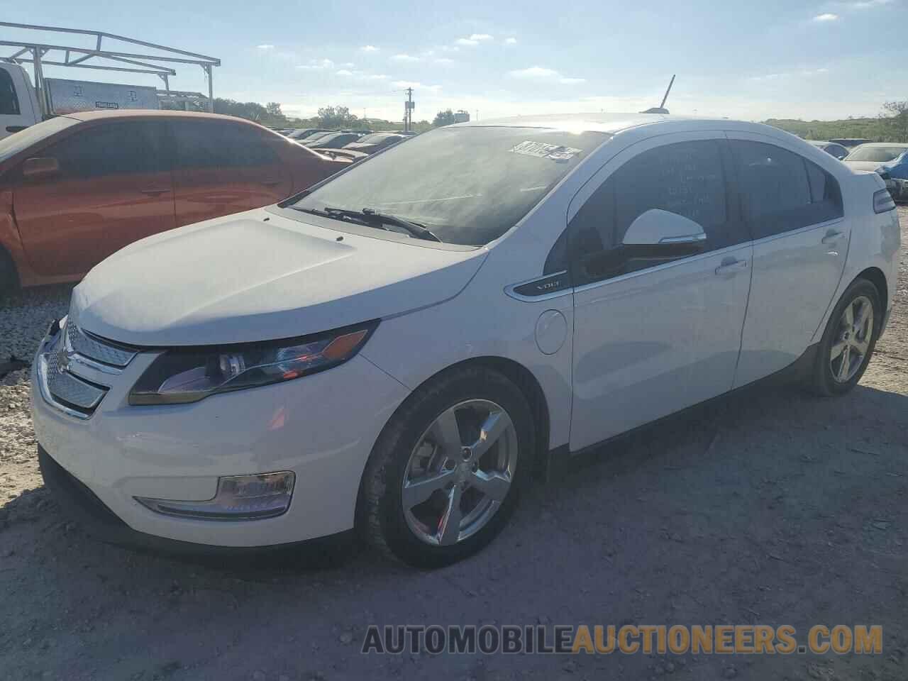 1G1RB6E45FU119477 CHEVROLET VOLT 2015