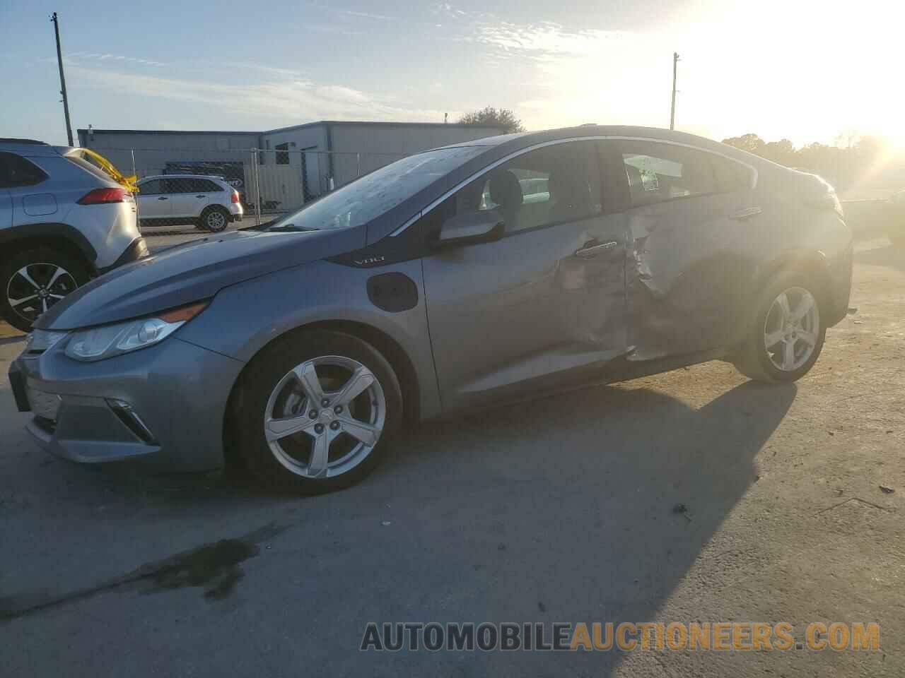 1G1RC6S55JU147153 CHEVROLET VOLT 2018