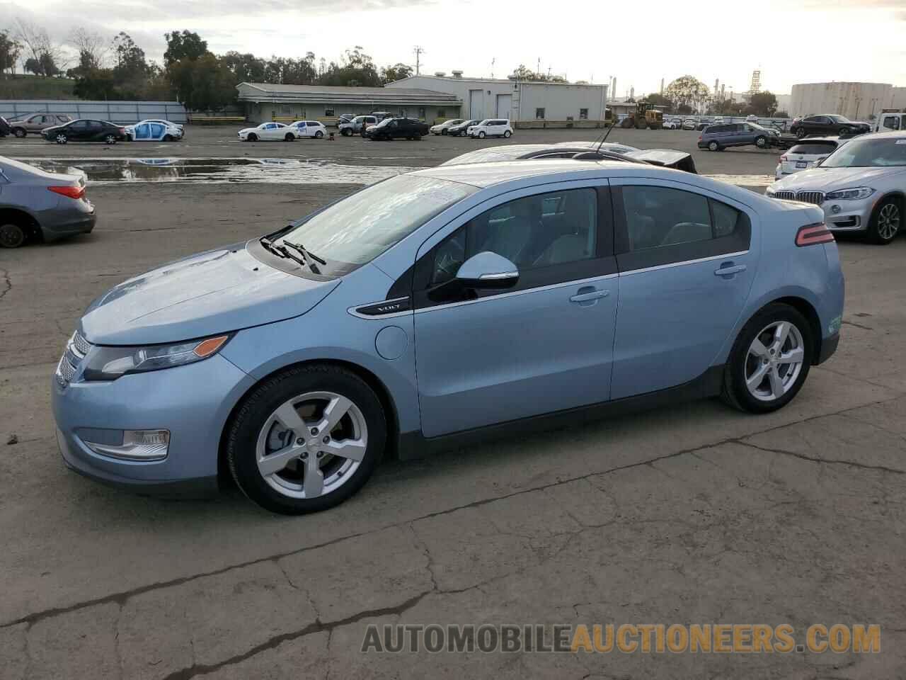 1G1RD6E41FU110897 CHEVROLET VOLT 2015