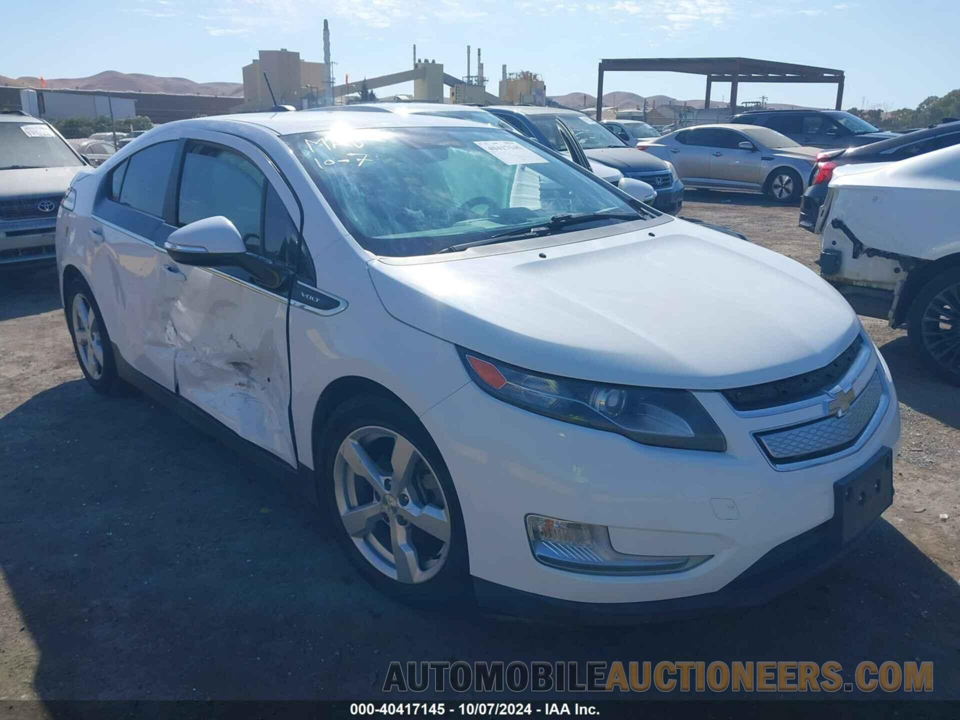 1G1RD6E41FU127943 CHEVROLET VOLT 2015