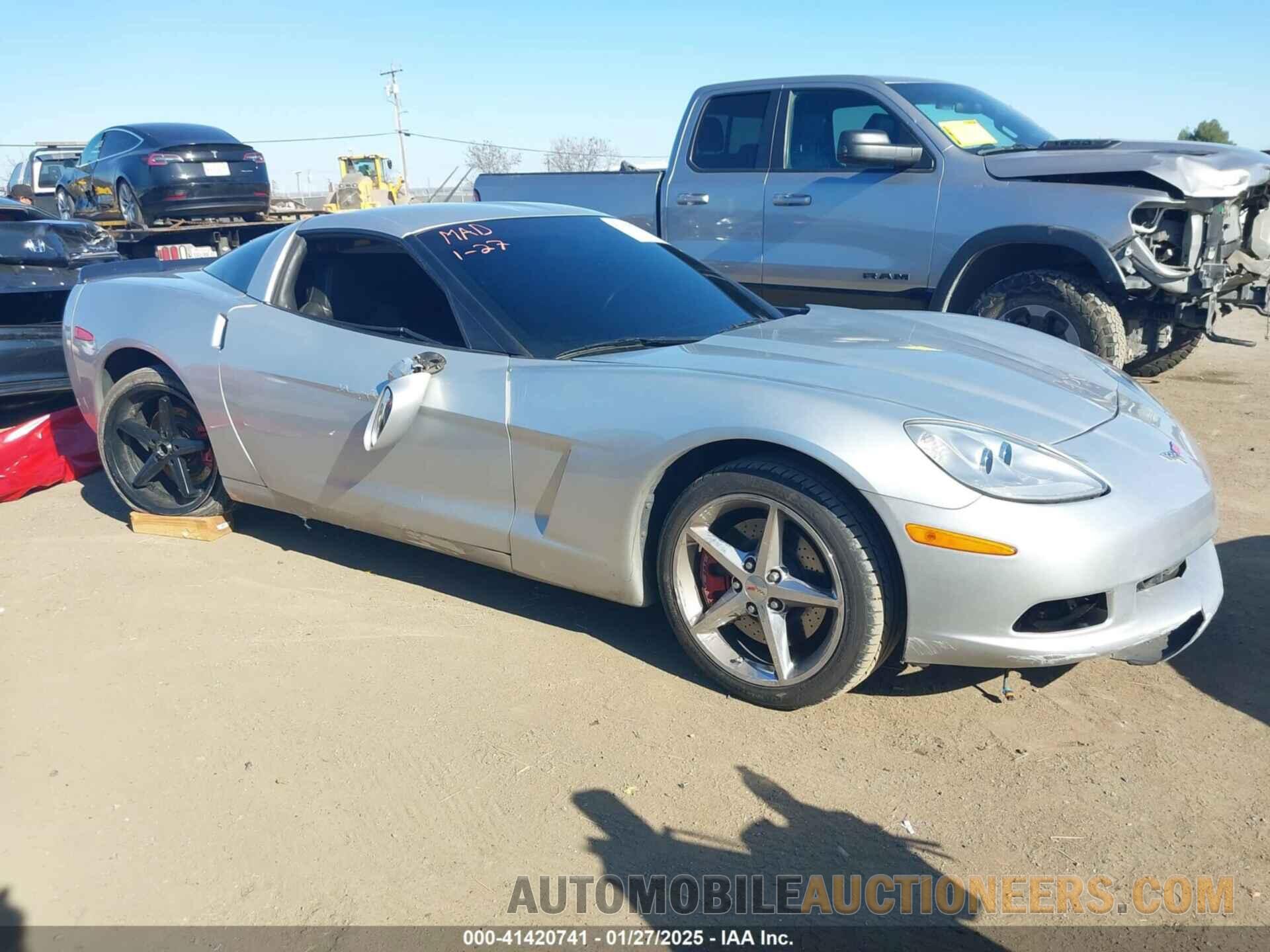 1G1YG2DW2D5107870 CHEVROLET CORVETTE 2013