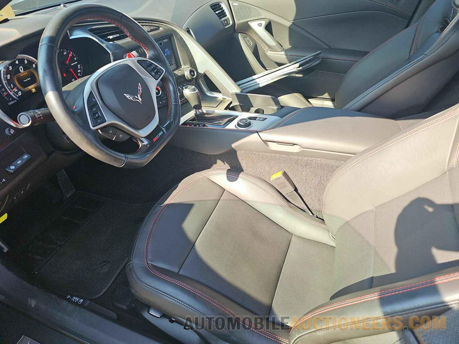 1G1YU2D67K5600109 Chevrolet Corvette 2019