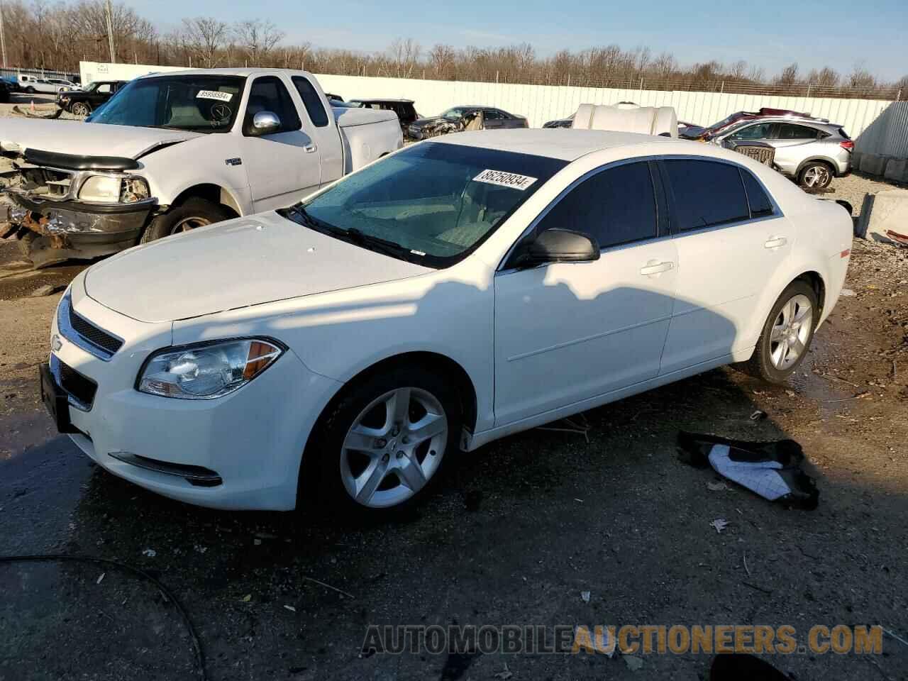 1G1ZB5E03CF292776 CHEVROLET MALIBU 2012