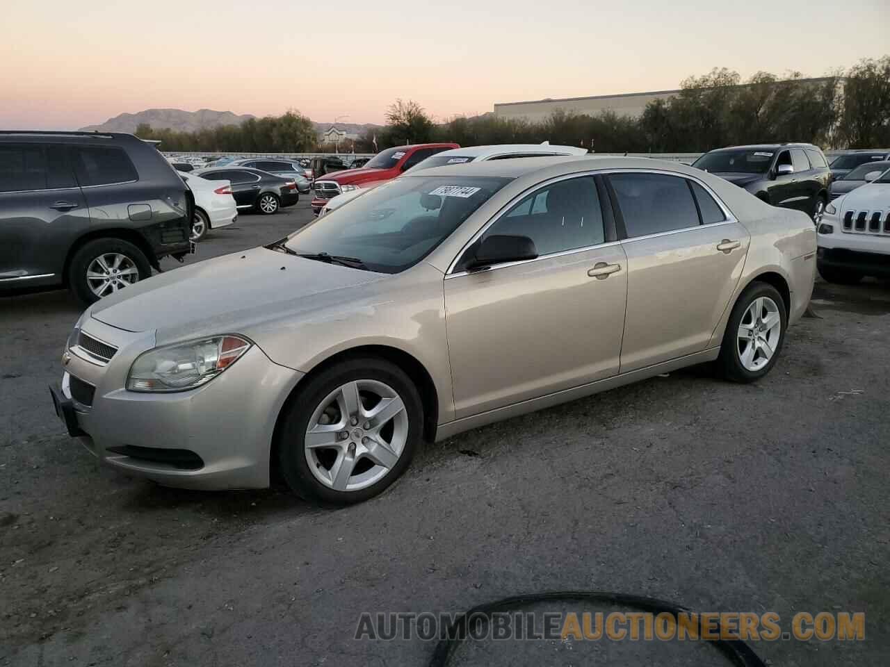 1G1ZB5E10BF162011 CHEVROLET MALIBU 2011