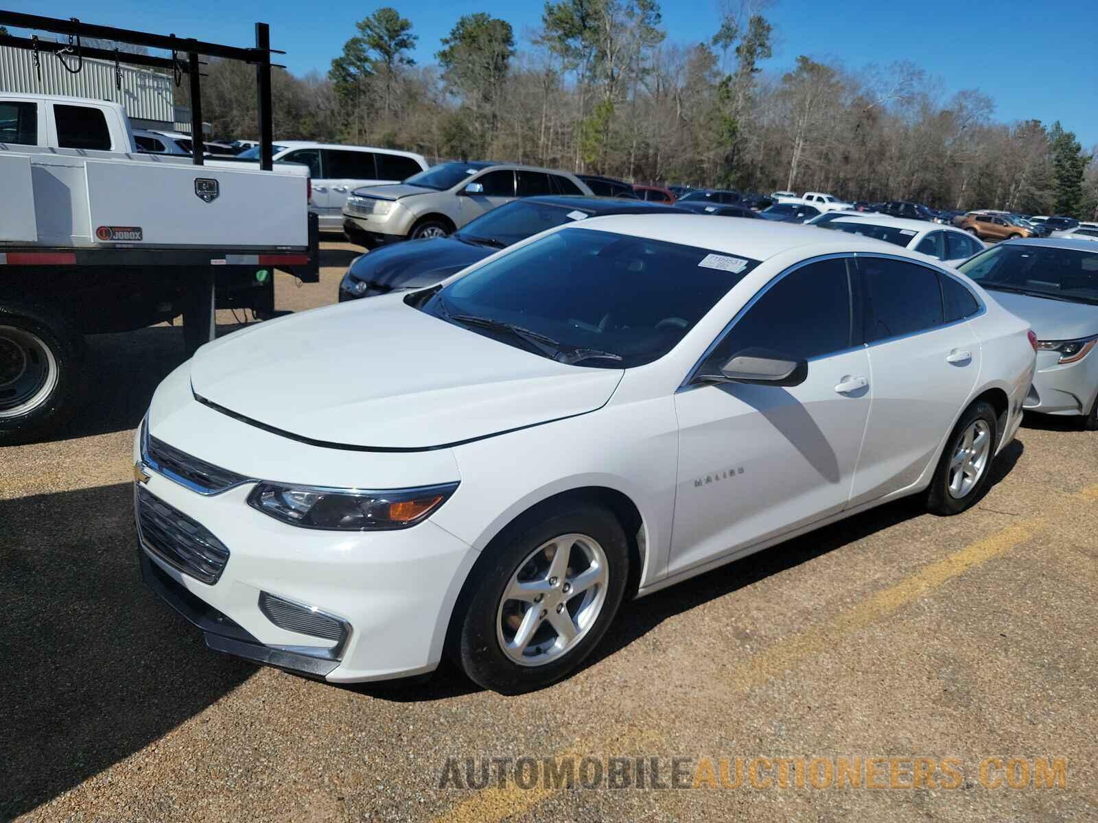 1G1ZB5ST1JF257035 Chevrolet Malibu LS 2018