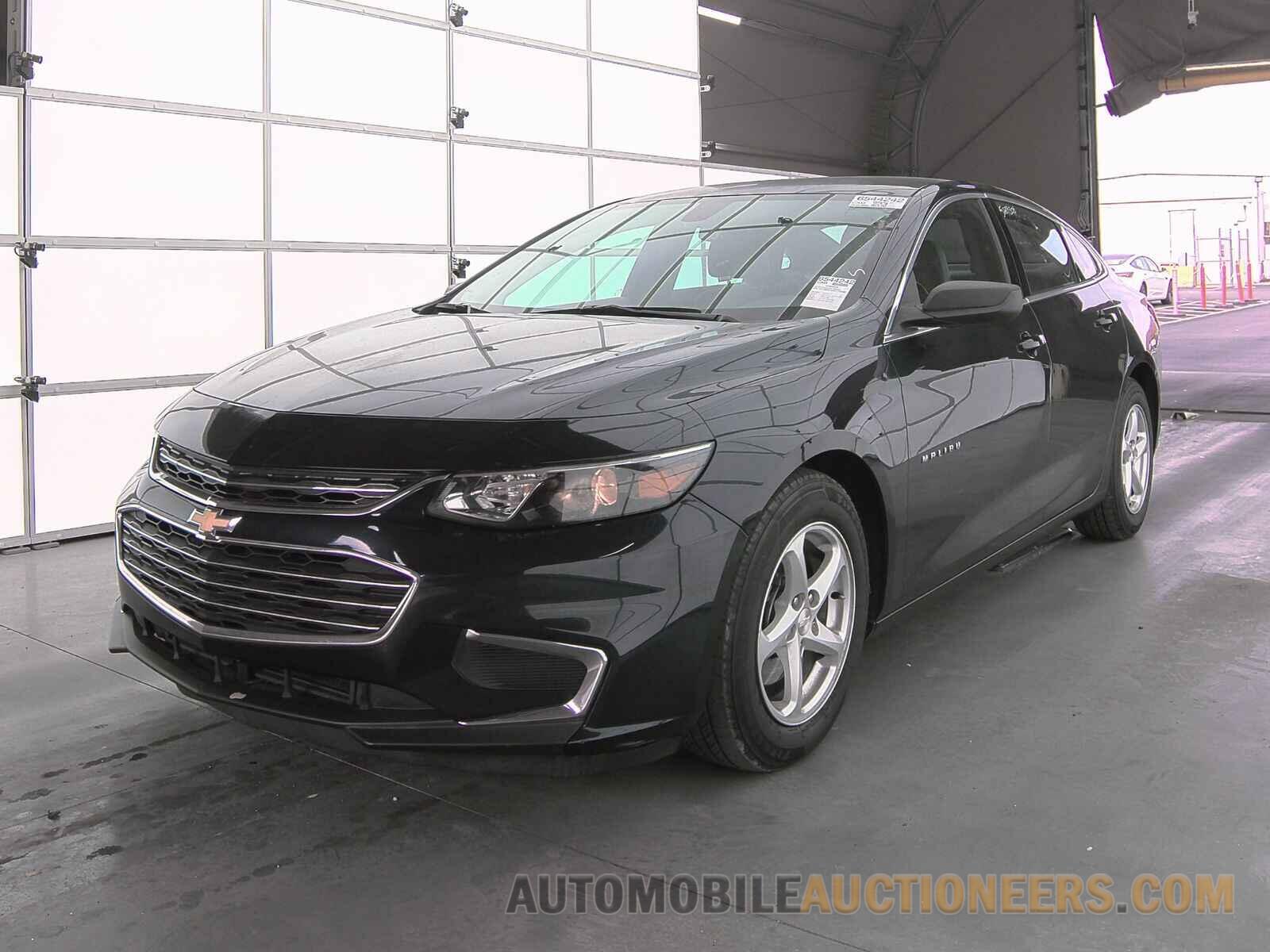 1G1ZB5ST2GF172052 Chevrolet Malibu LS 2016