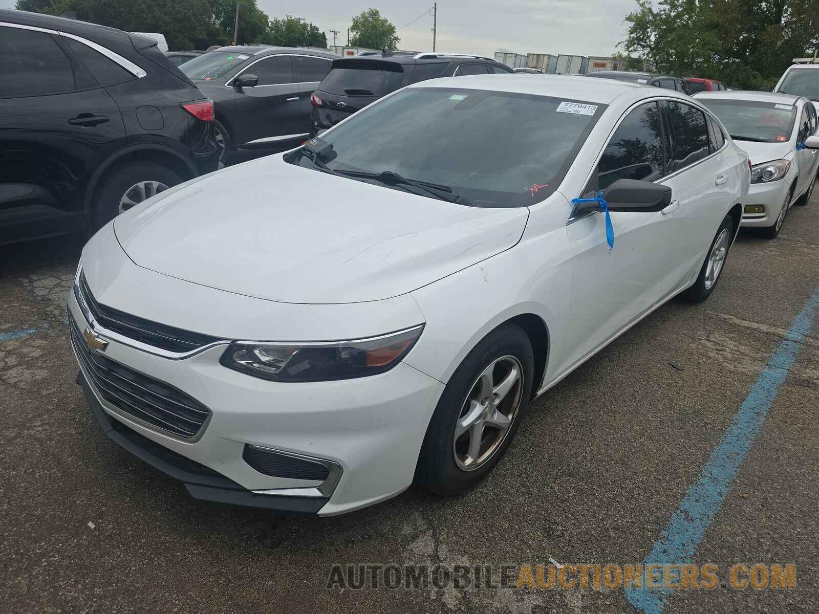 1G1ZB5ST7HF114200 Chevrolet Malibu LS 2017