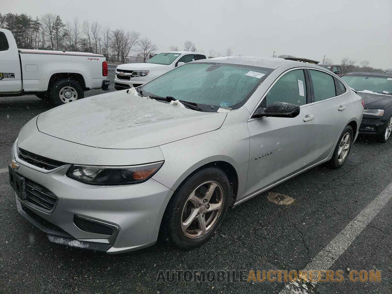 1G1ZB5ST8GF310435 Chevrolet Malibu LS 2016