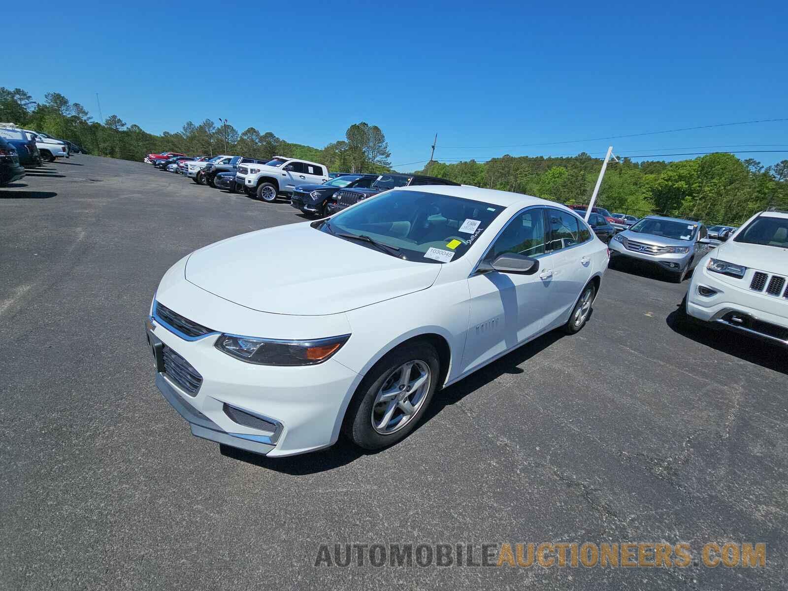 1G1ZB5ST8HF185146 Chevrolet Malibu LS 2017