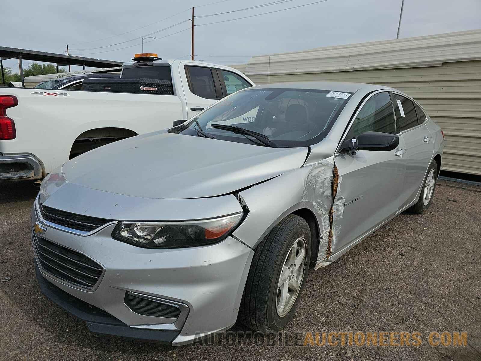 1G1ZB5STXHF155565 Chevrolet Malibu LS 2017