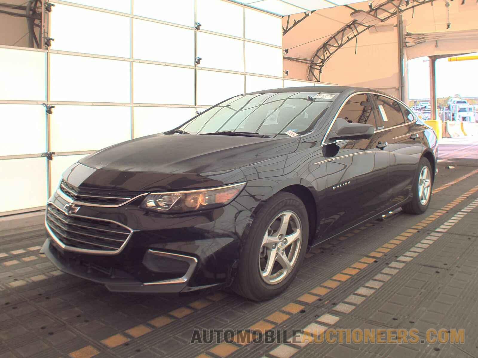 1G1ZB5STXHF283840 Chevrolet Malibu LS 2017