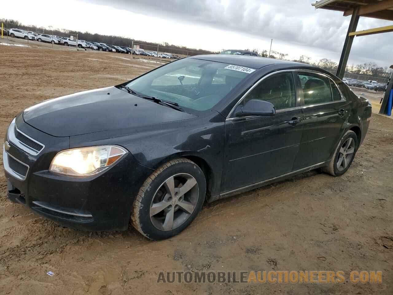 1G1ZC5EU0BF338725 CHEVROLET MALIBU 2011