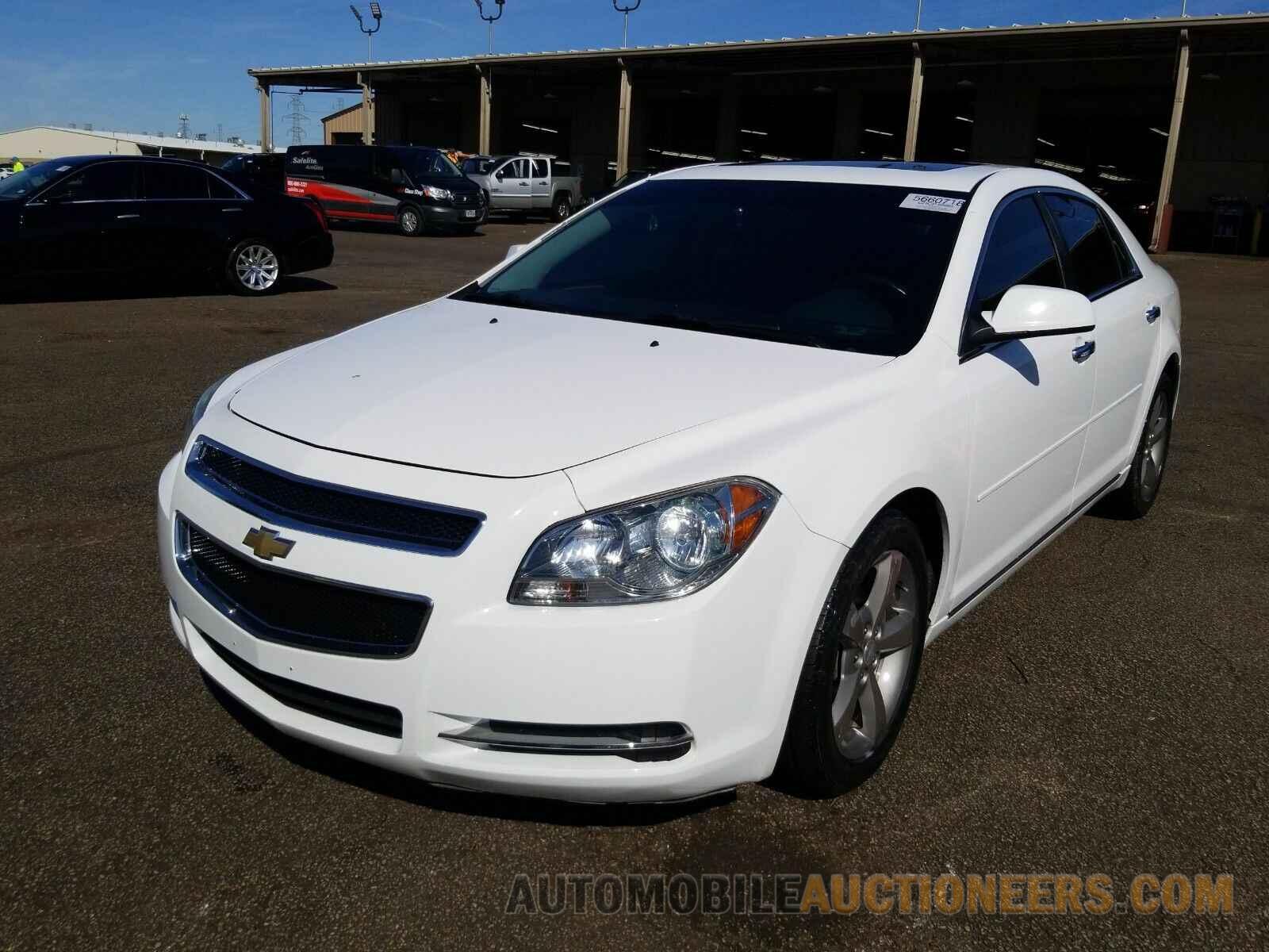 1G1ZD5E0XCF364714 Chevrolet Malibu 2012