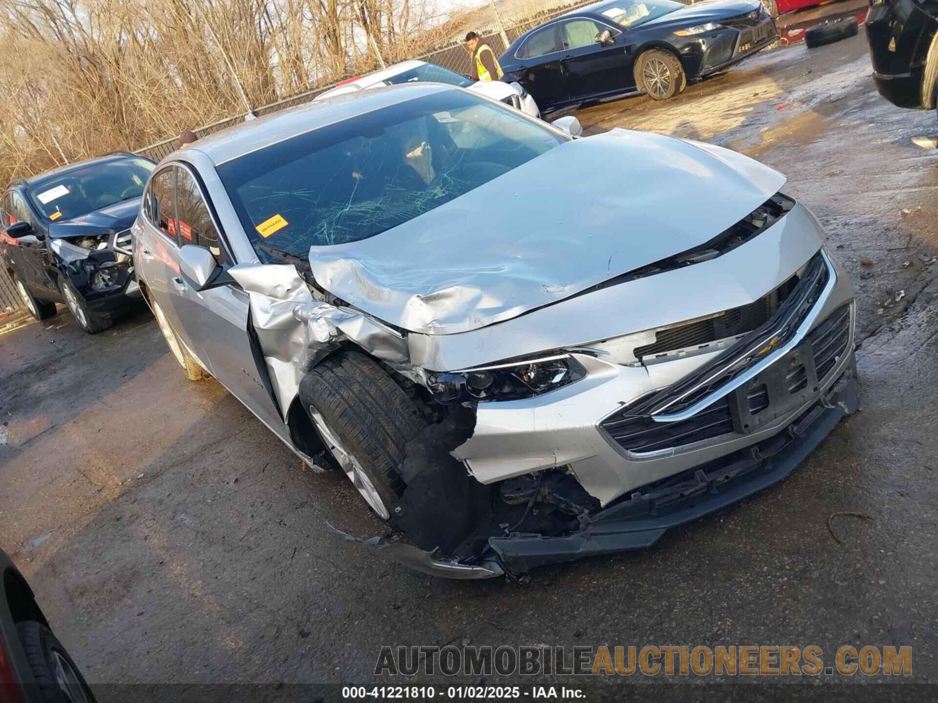 1G1ZD5ST0JF280137 CHEVROLET MALIBU 2018