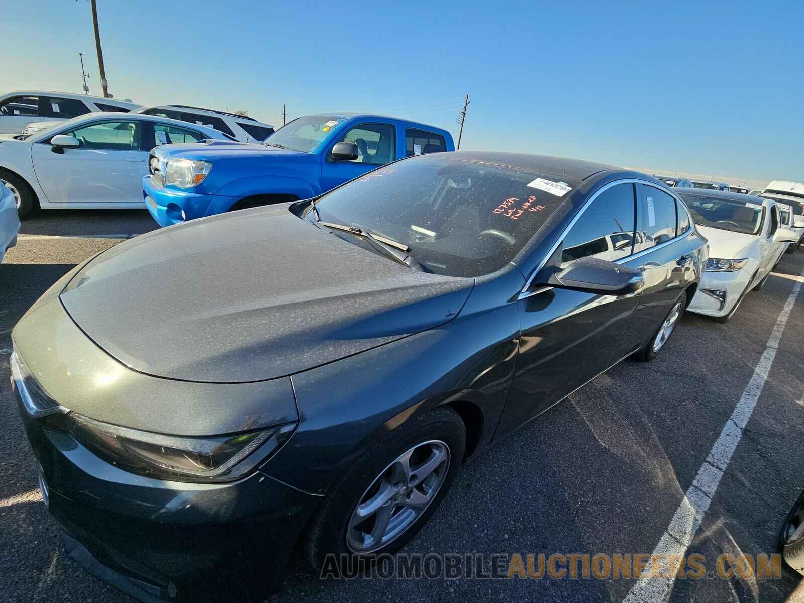 1G1ZD5ST1JF127539 Chevrolet Malibu LT 2018