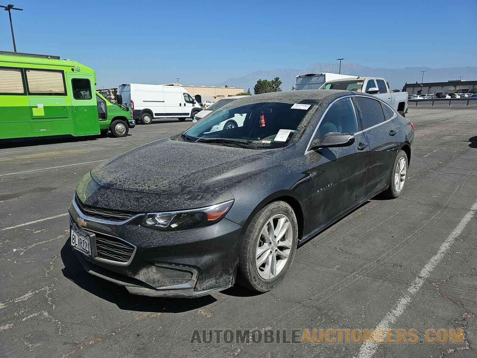 1G1ZD5ST1JF140436 Chevrolet Malibu LT 2018