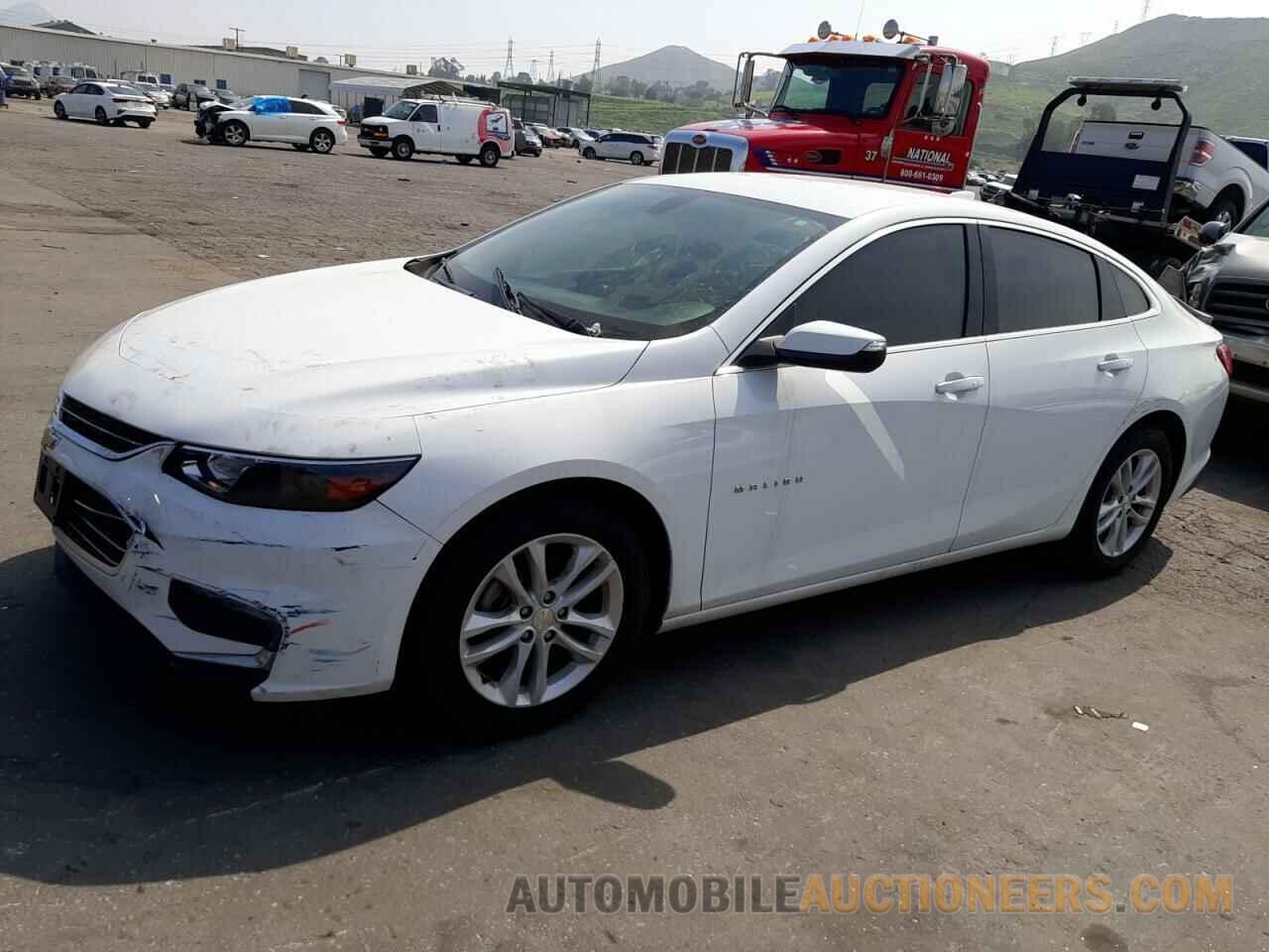 1G1ZD5ST1JF272175 CHEVROLET MALIBU 2018