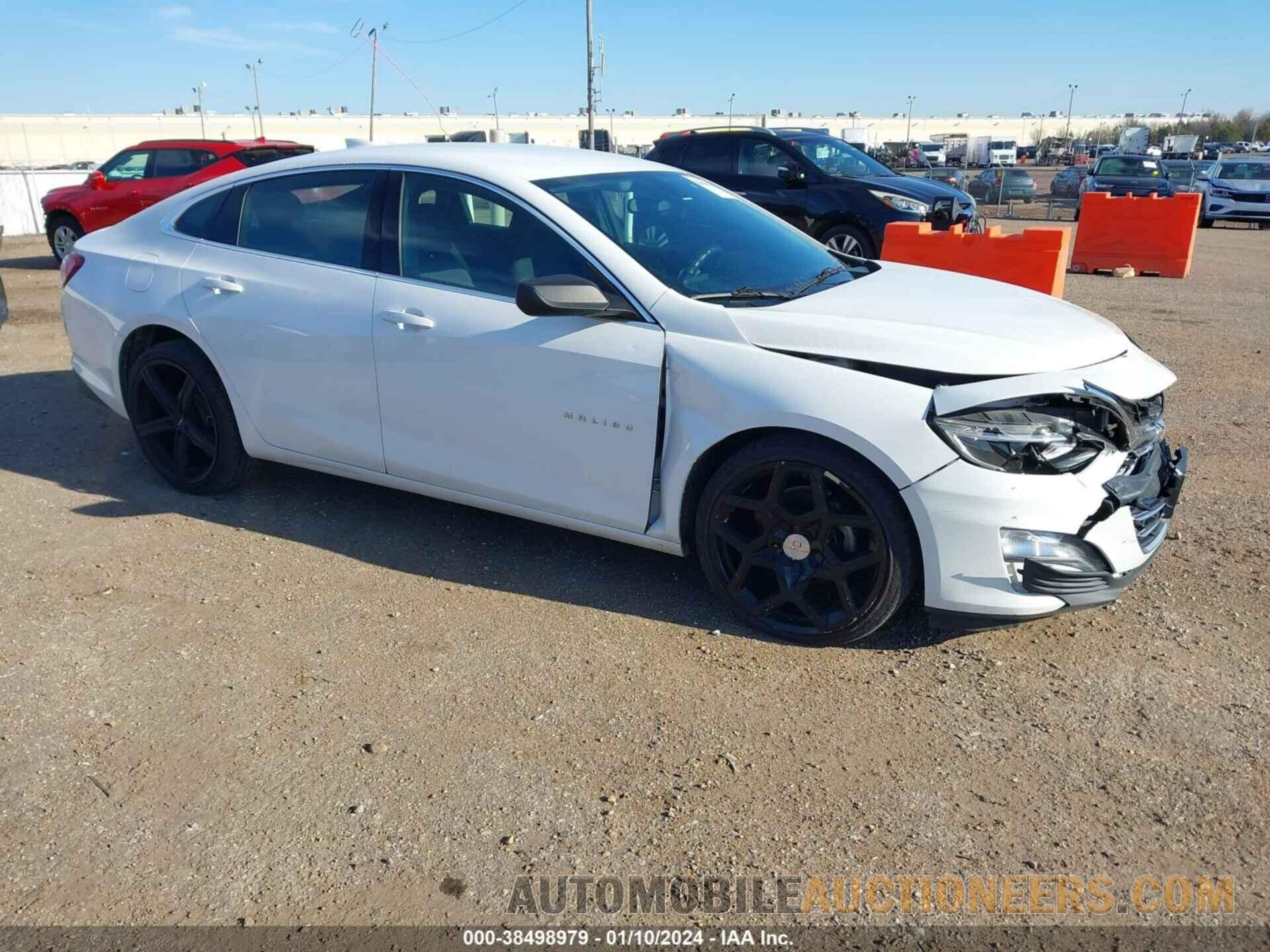 1G1ZD5ST1KF107261 CHEVROLET MALIBU 2019