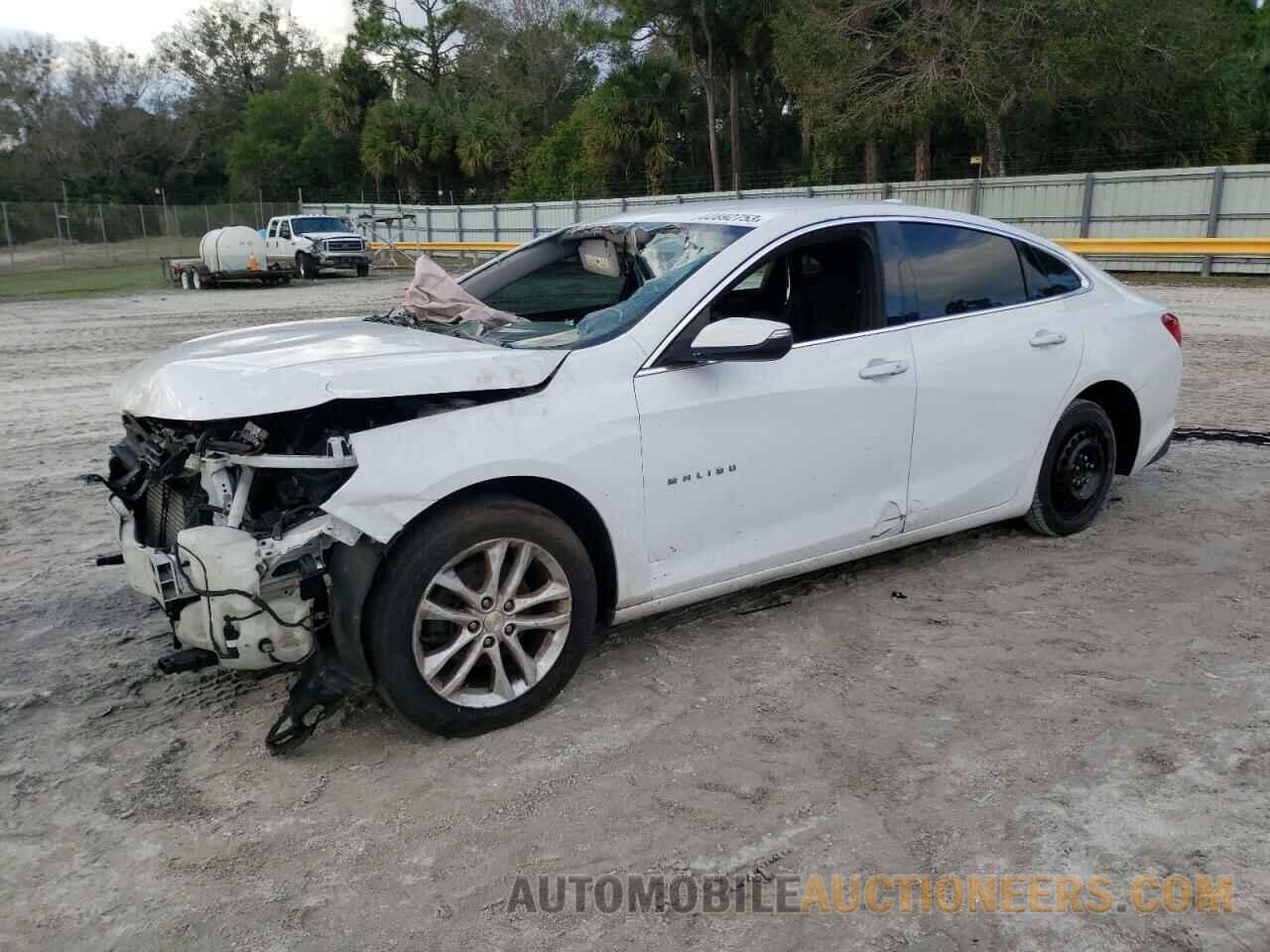 1G1ZD5ST2JF140896 CHEVROLET MALIBU 2018