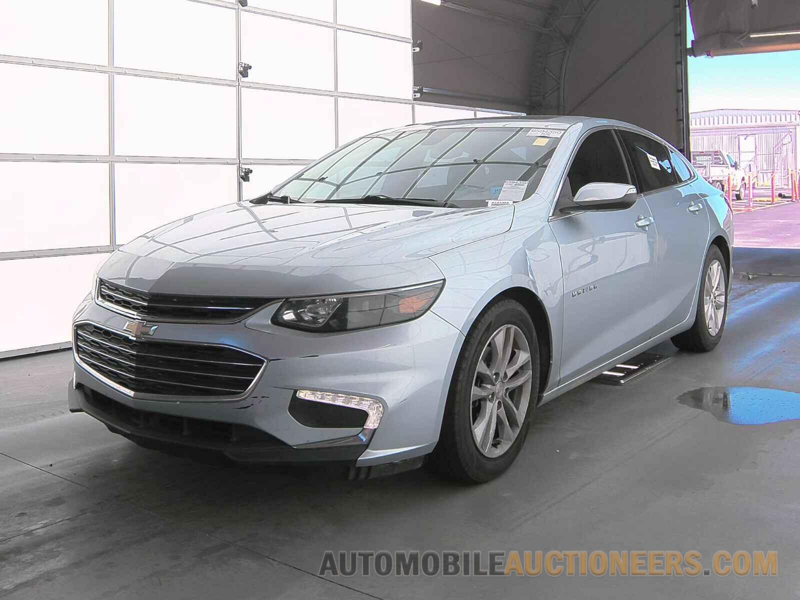 1G1ZD5ST2JF151543 Chevrolet Malibu LT 2018