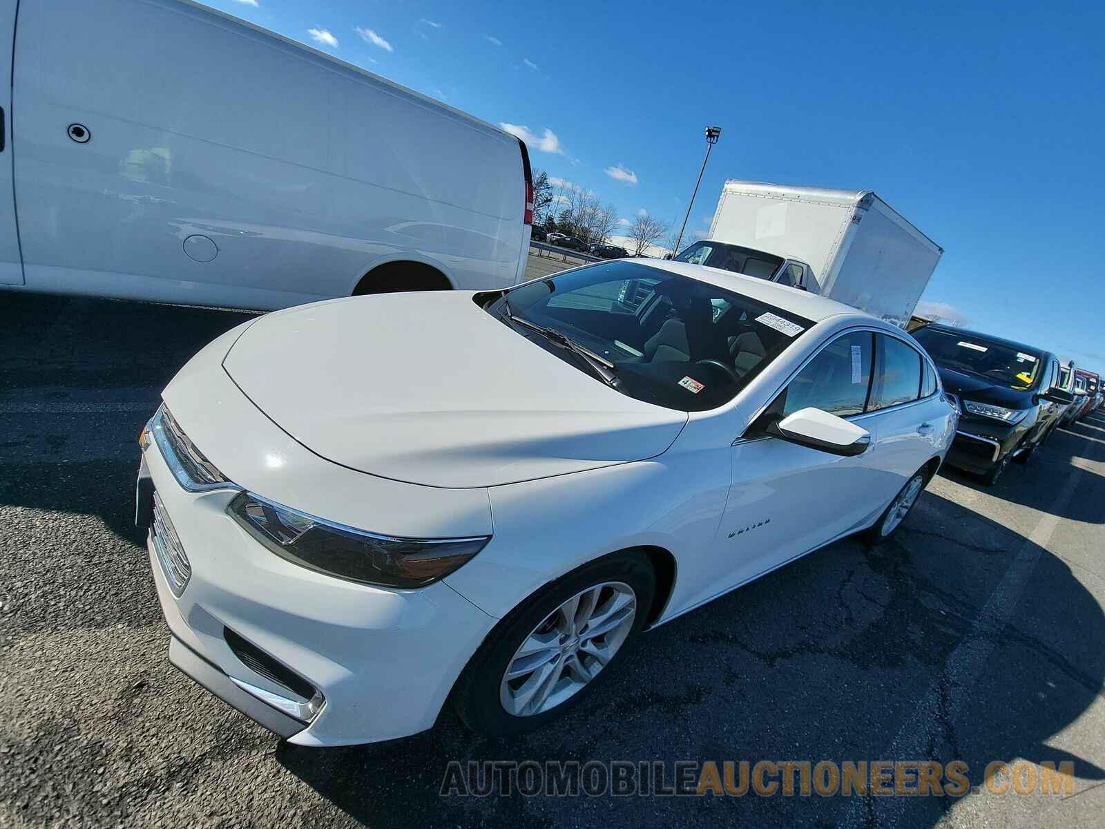 1G1ZD5ST2JF268376 Chevrolet Malibu LT 2018