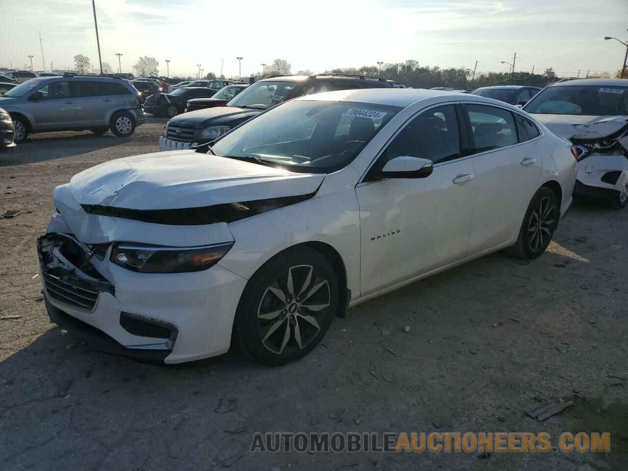 1G1ZD5ST2JF279751 CHEVROLET MALIBU 2018