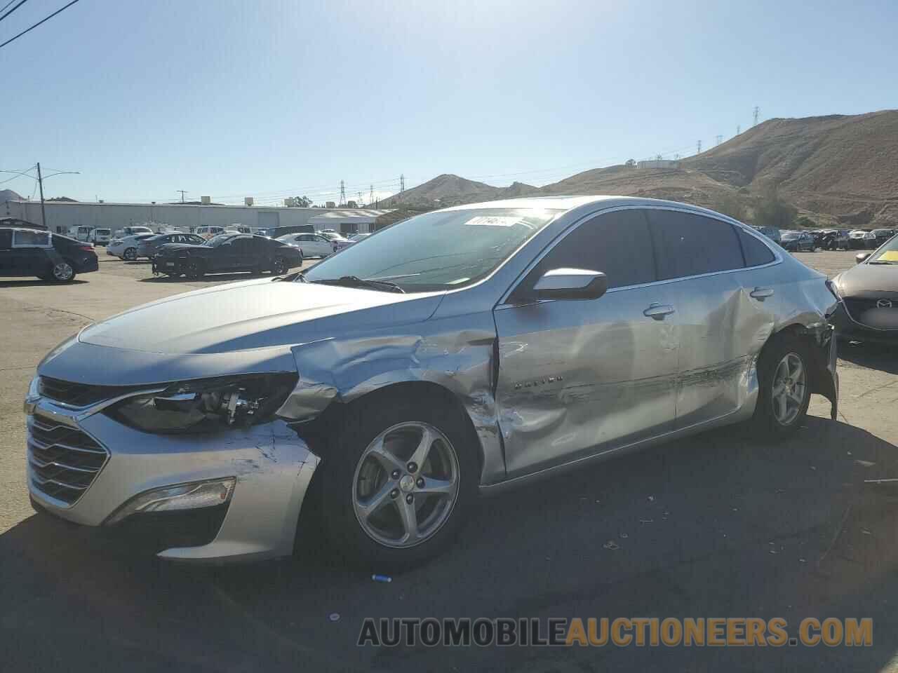 1G1ZD5ST2KF104353 CHEVROLET MALIBU 2019