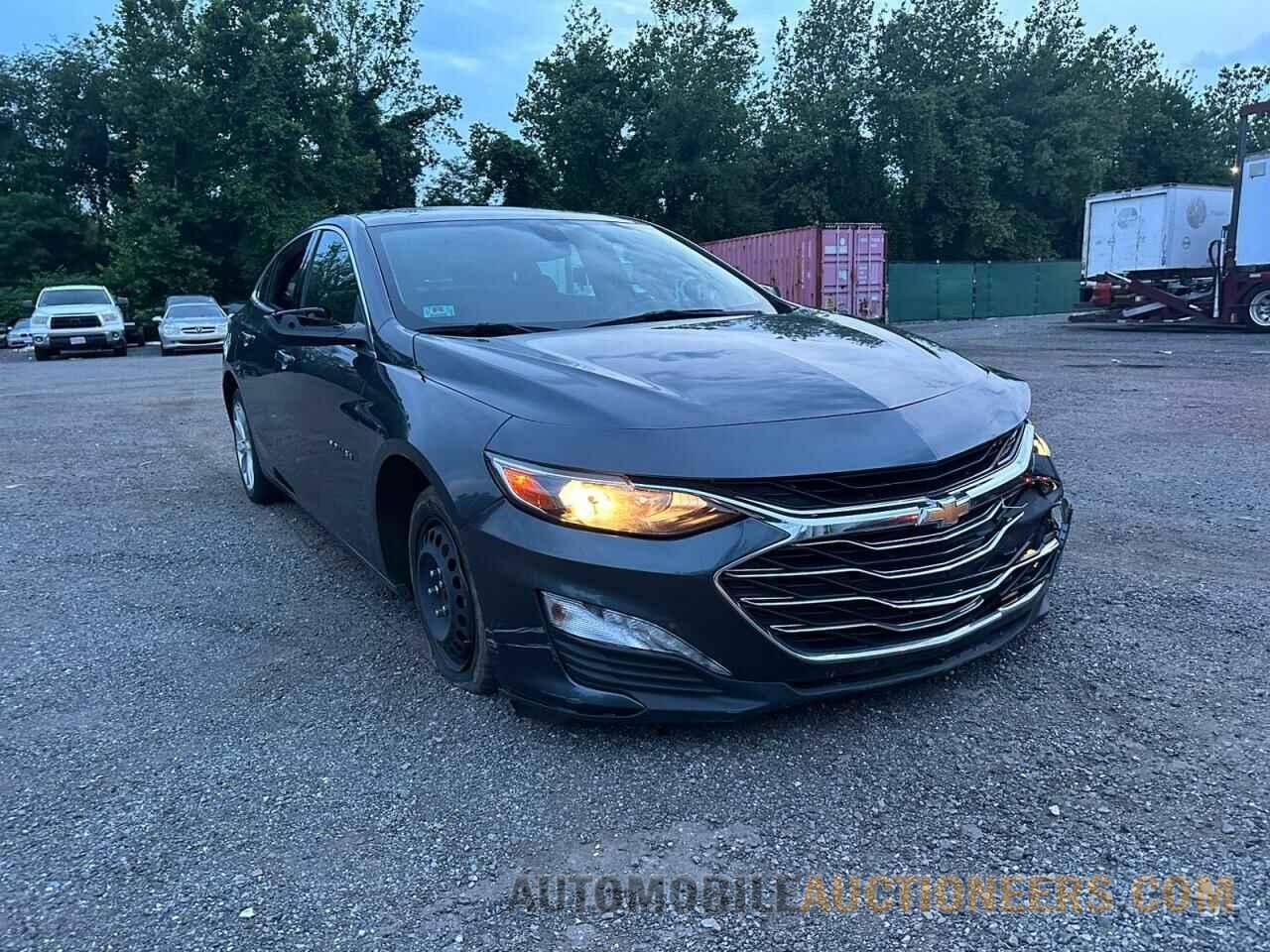 1G1ZD5ST2KF141533 CHEVROLET MALIBU 2019