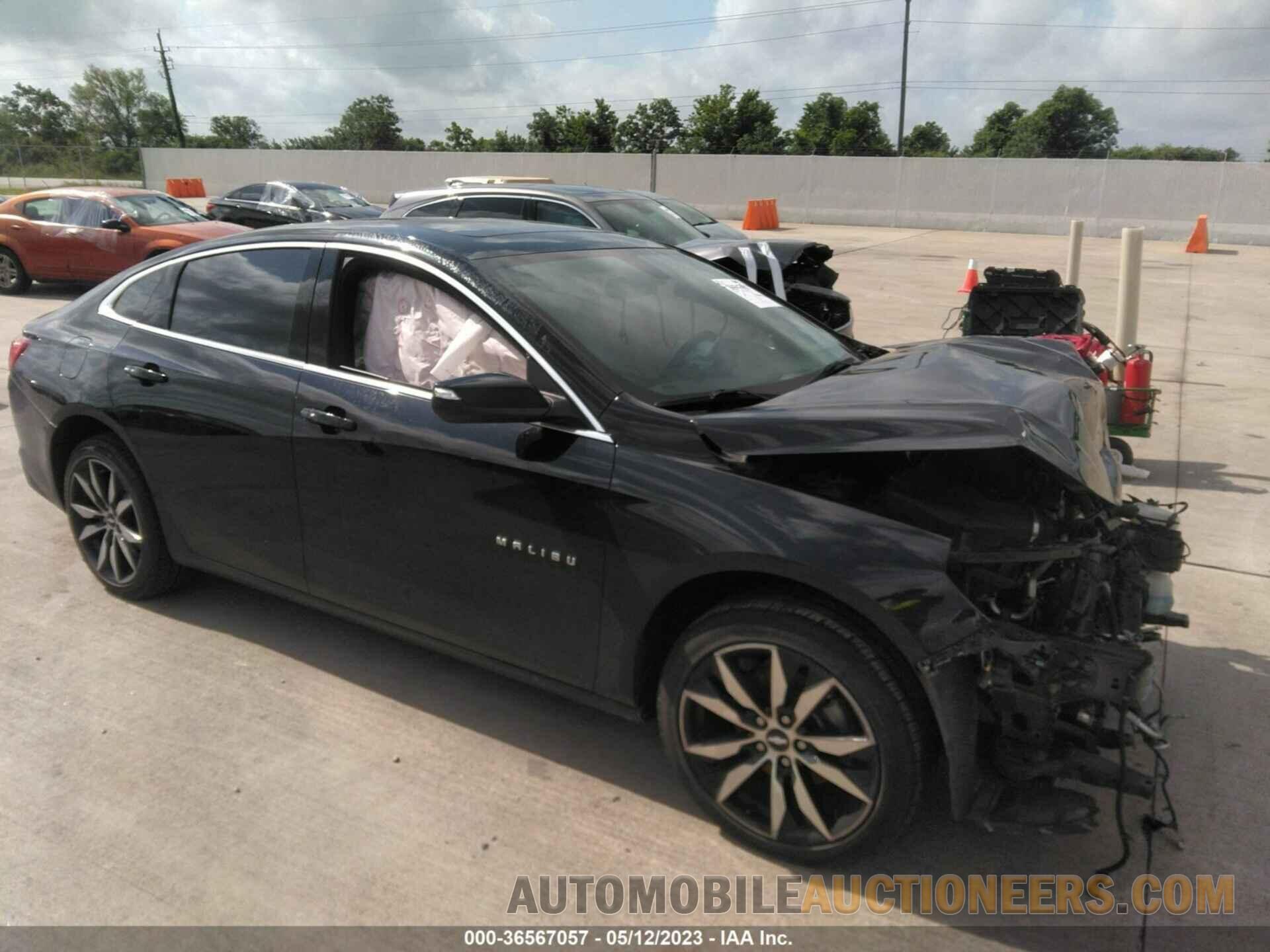 1G1ZD5ST3JF203696 CHEVROLET MALIBU 2018