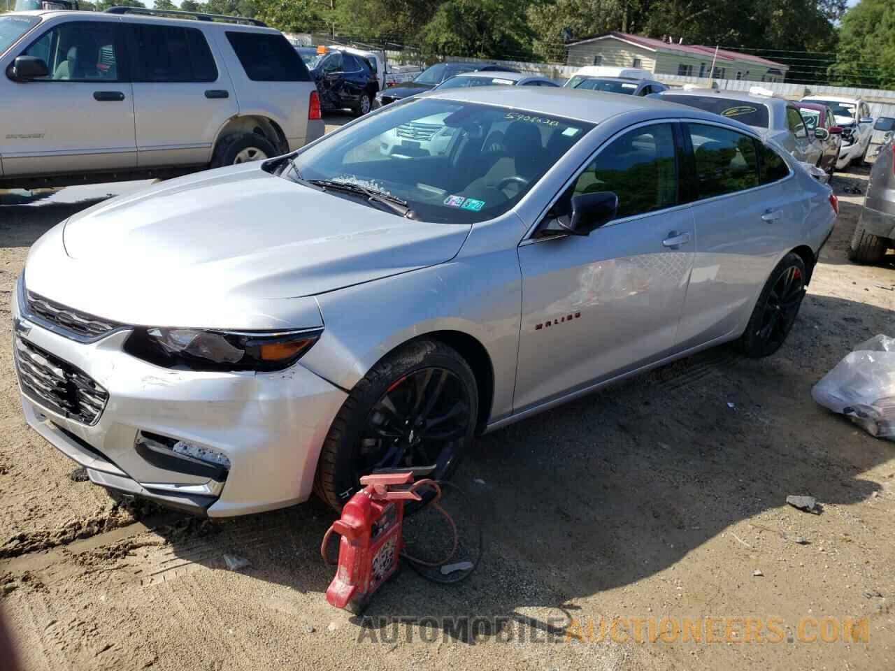 1G1ZD5ST3JF216996 CHEVROLET MALIBU 2018