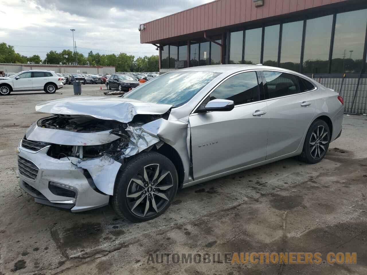 1G1ZD5ST4JF105129 CHEVROLET MALIBU 2018