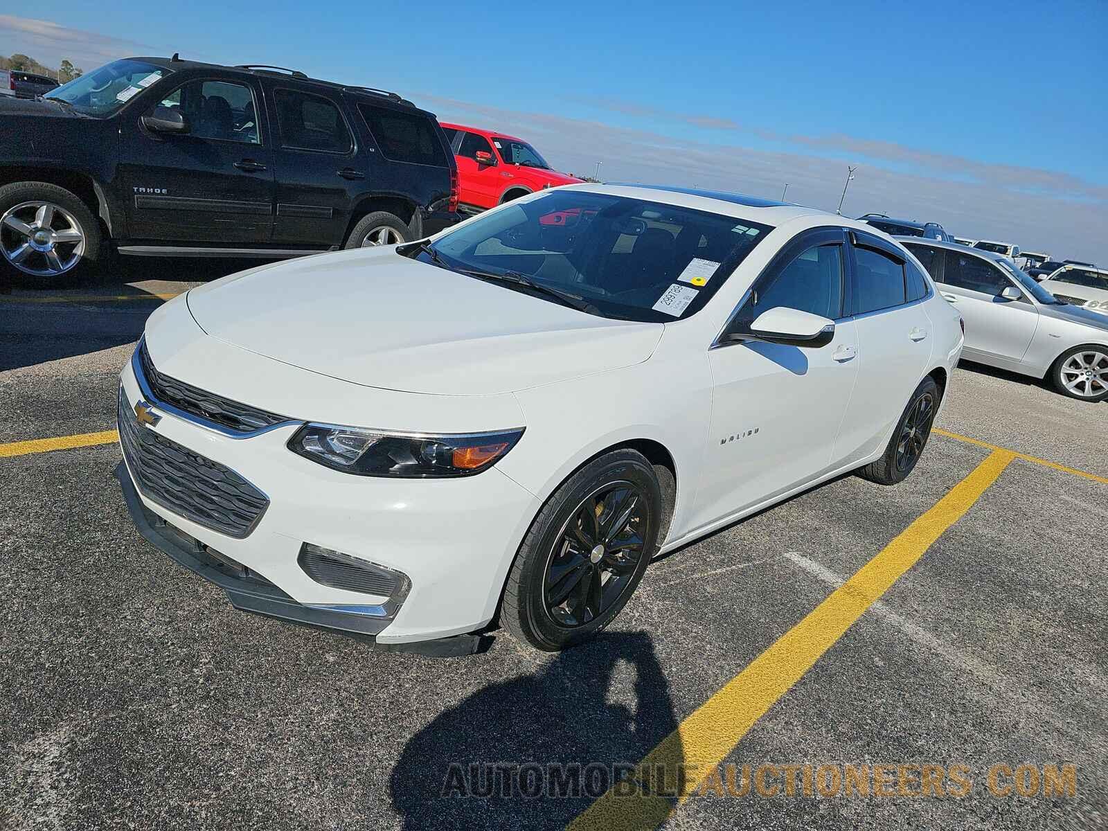 1G1ZD5ST4JF162317 Chevrolet Malibu LT 2018