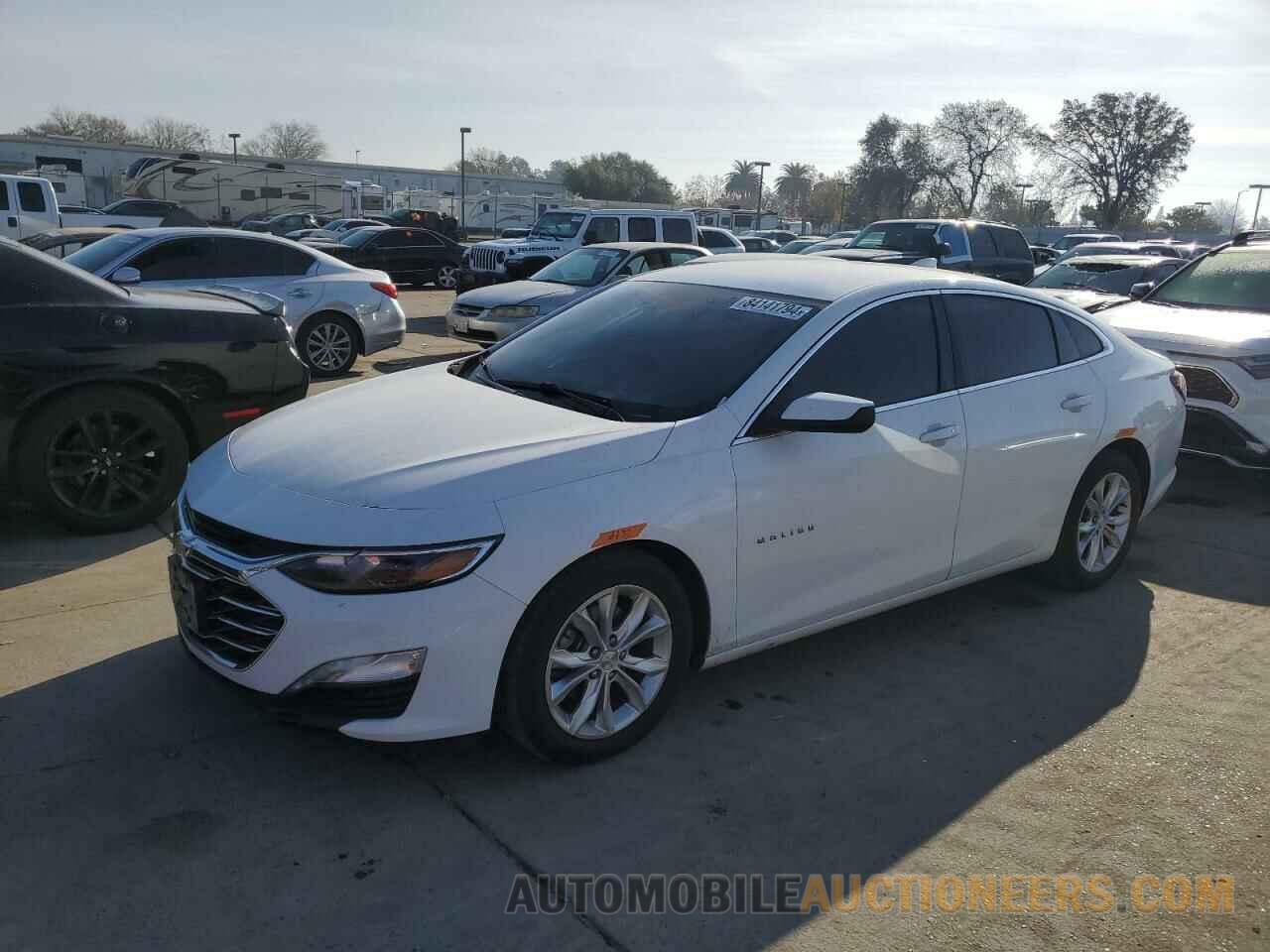 1G1ZD5ST4KF156180 CHEVROLET MALIBU 2019