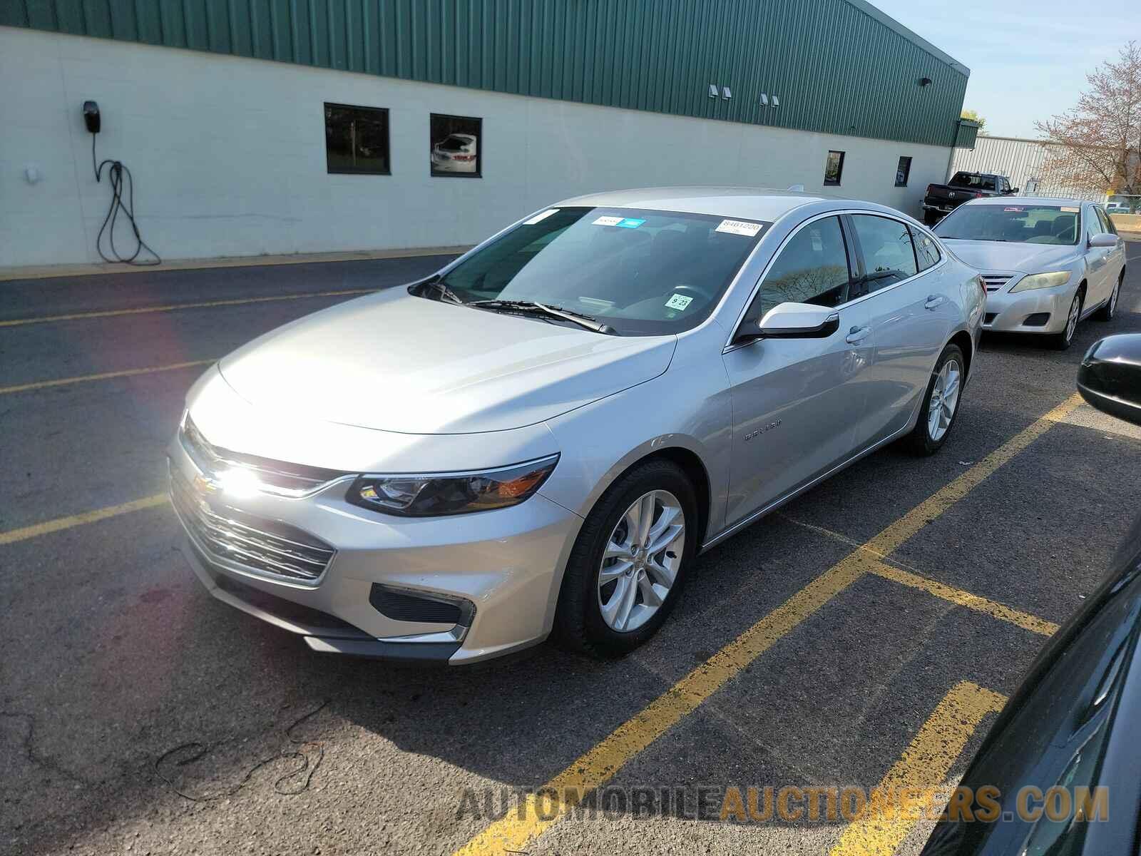 1G1ZD5ST5JF124885 Chevrolet Malibu LT 2018