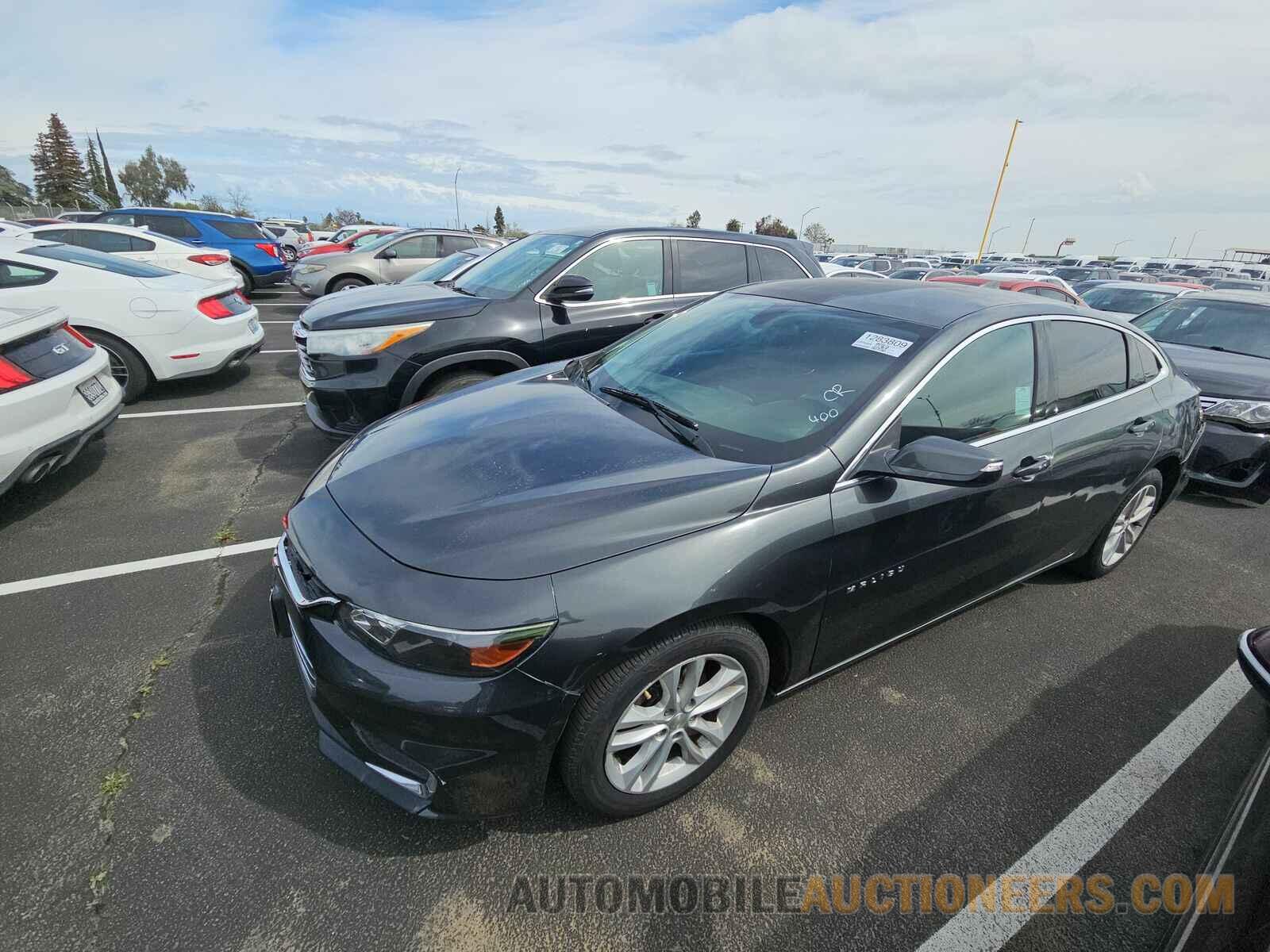 1G1ZD5ST5JF126233 Chevrolet Malibu LT 2018