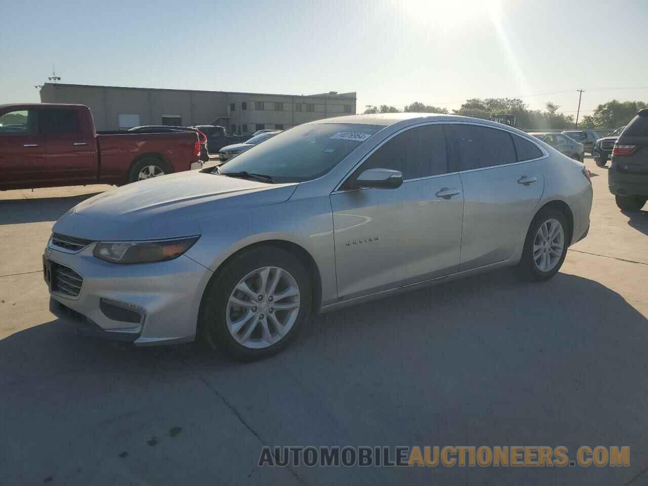 1G1ZD5ST5JF267805 CHEVROLET MALIBU 2018