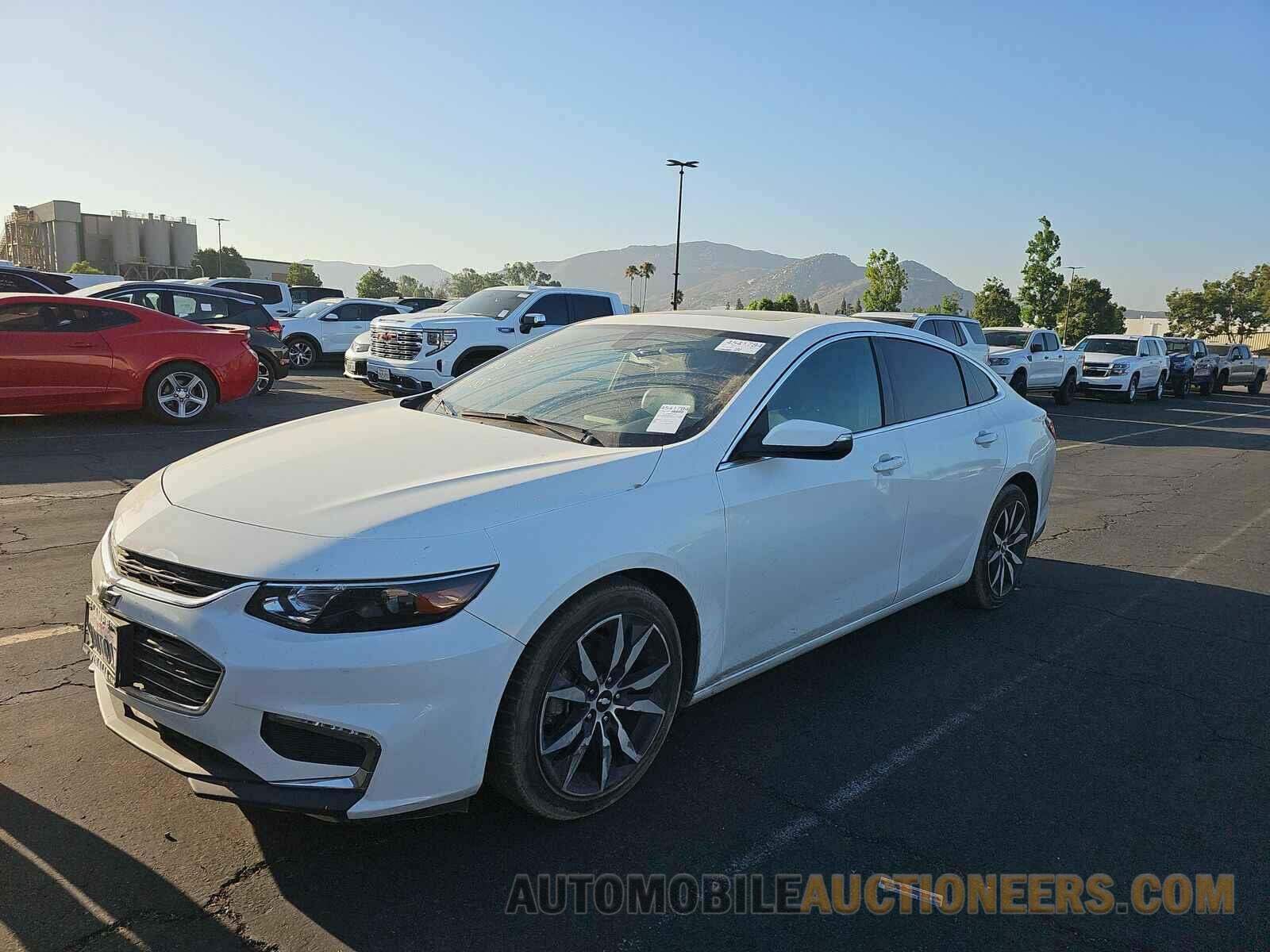 1G1ZD5ST6JF111188 Chevrolet Malibu LT 2018