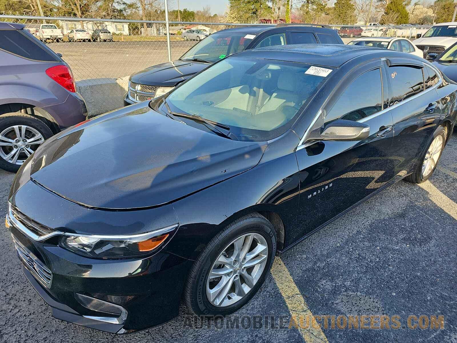 1G1ZD5ST6JF143168 Chevrolet Malibu LT 2018