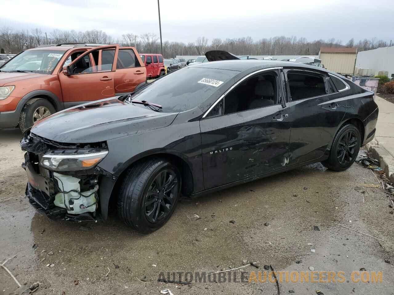 1G1ZD5ST7JF100121 CHEVROLET MALIBU 2018