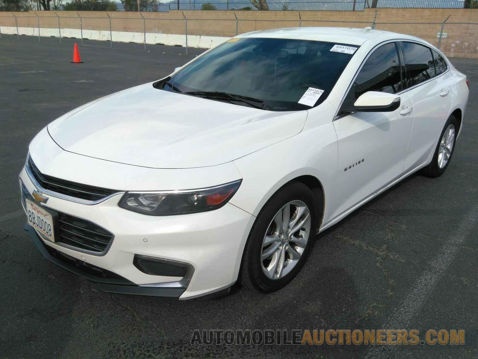 1G1ZD5ST7JF112107 Chevrolet Malibu 2018