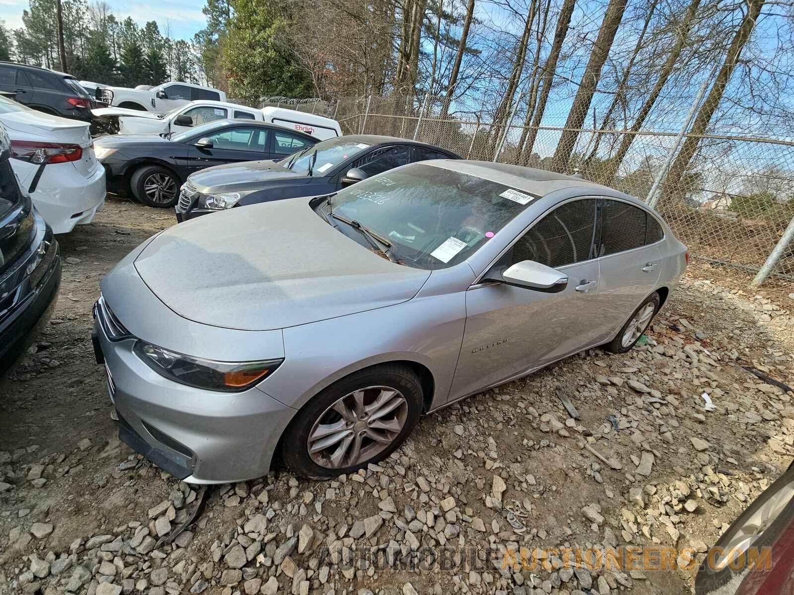 1G1ZD5ST7JF133216 Chevrolet Malibu LT 2018